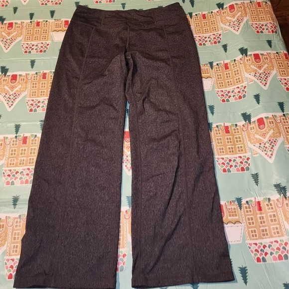 Prana Womens Heathered Black Yoga Pants Medium Short Inseam‎ - Picture 1 of 5